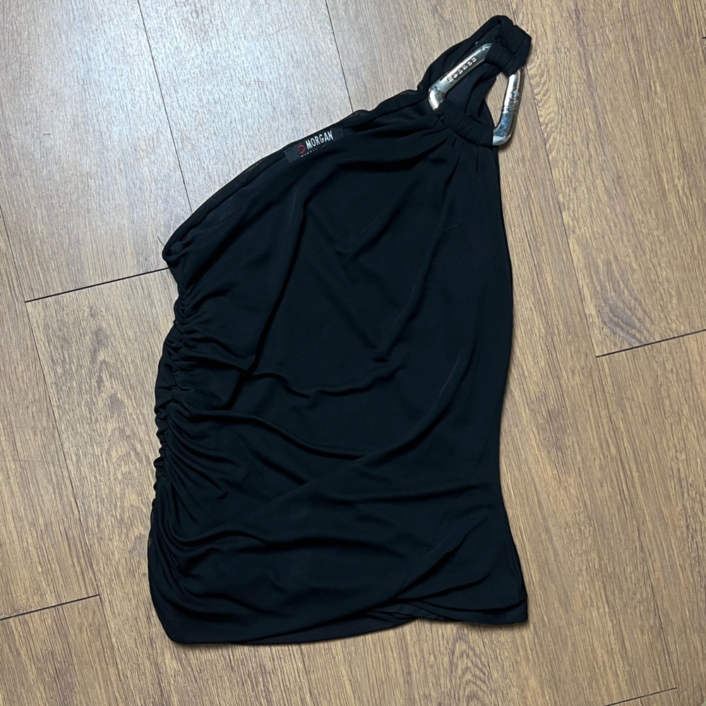 Morgan Black One-Shoulder Top